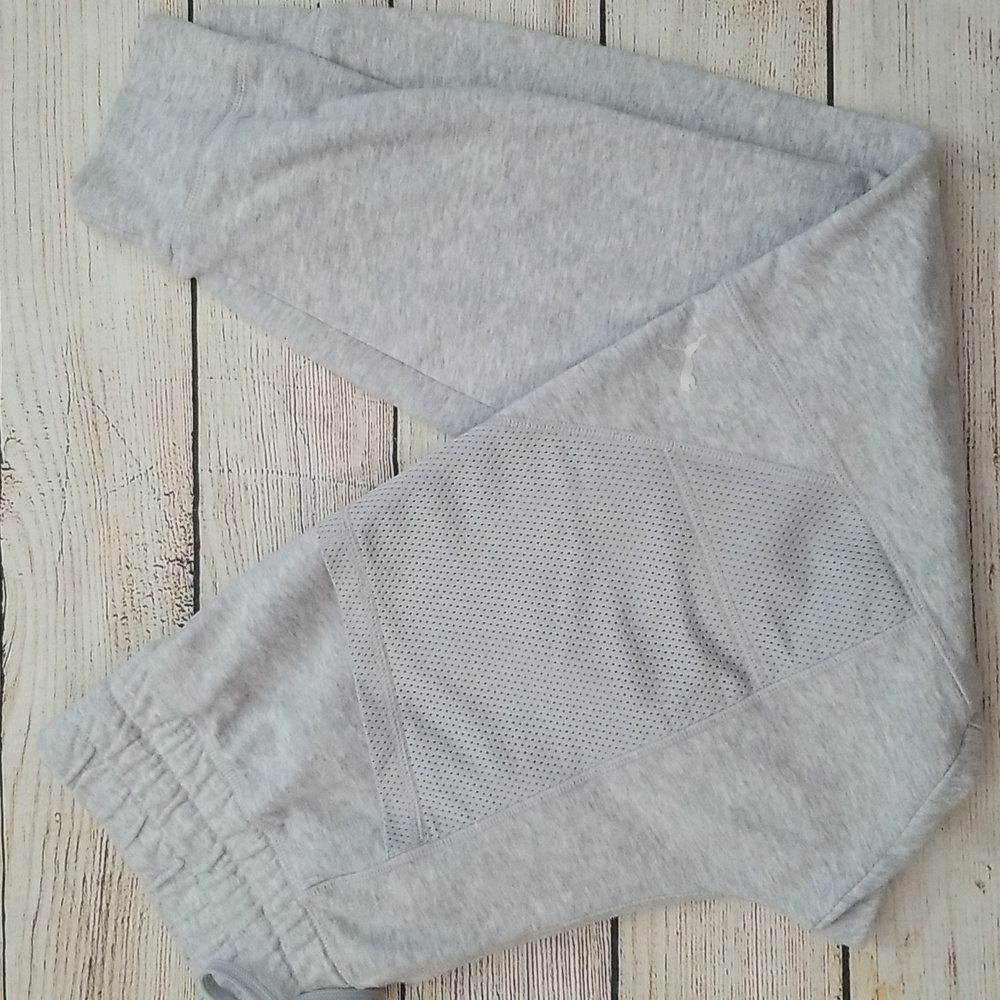 PUMA Joggers